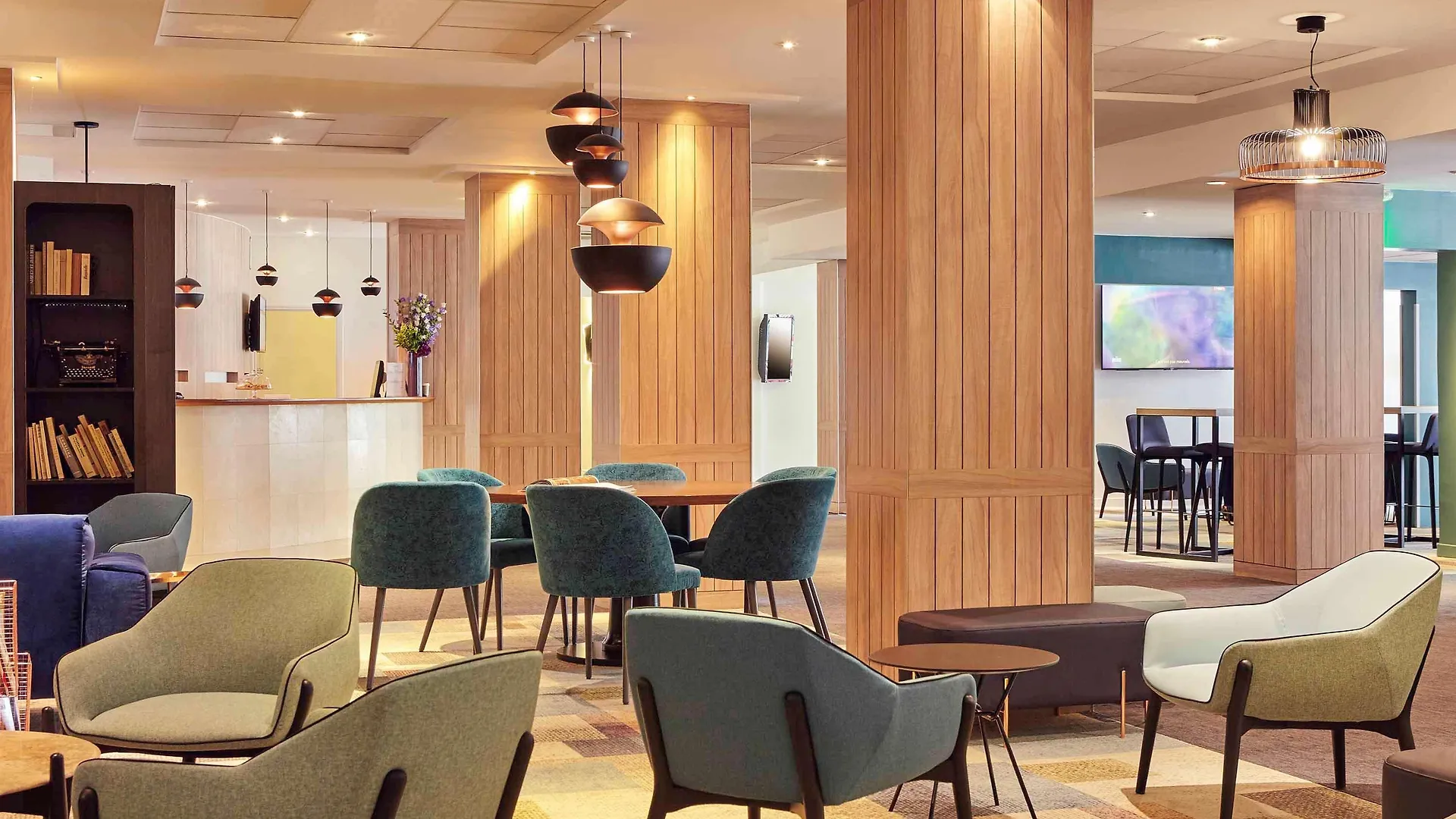 Mercure Paris Porte D'Orleans Hotel Montrouge 4*,