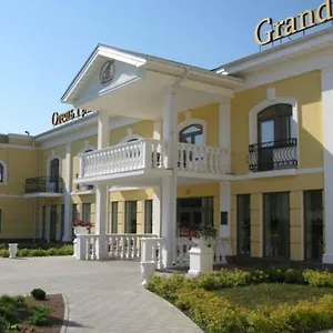 https://grand-peterhof-spa-hotel.getsaintpetersburghotels.com